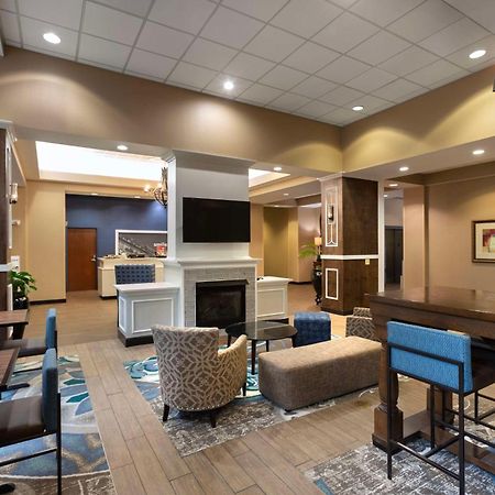 Hampton Inn Belmont at Montcross Eksteriør bilde