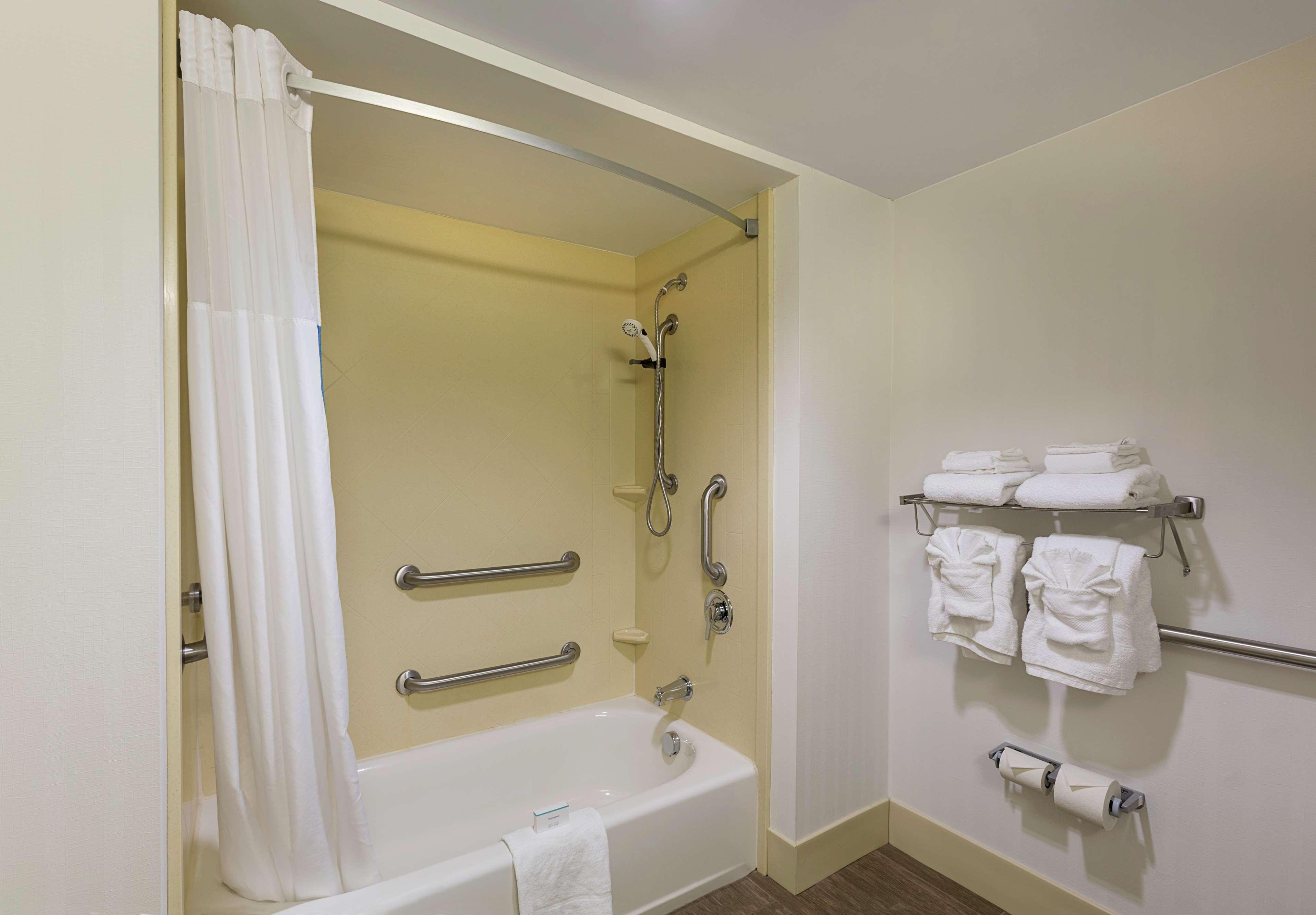 Hampton Inn Belmont at Montcross Eksteriør bilde