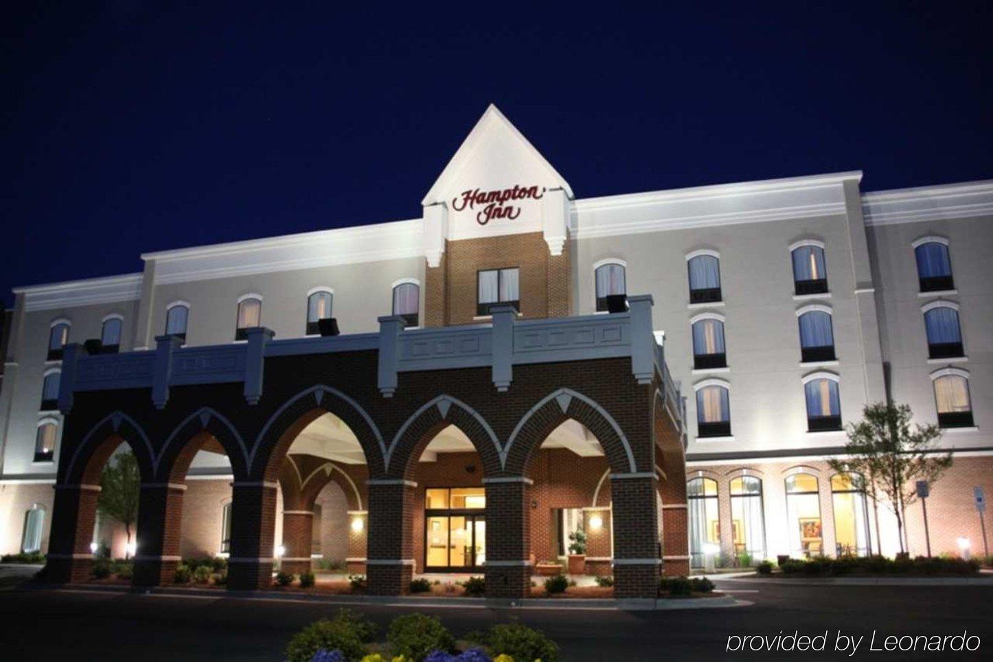 Hampton Inn Belmont at Montcross Eksteriør bilde