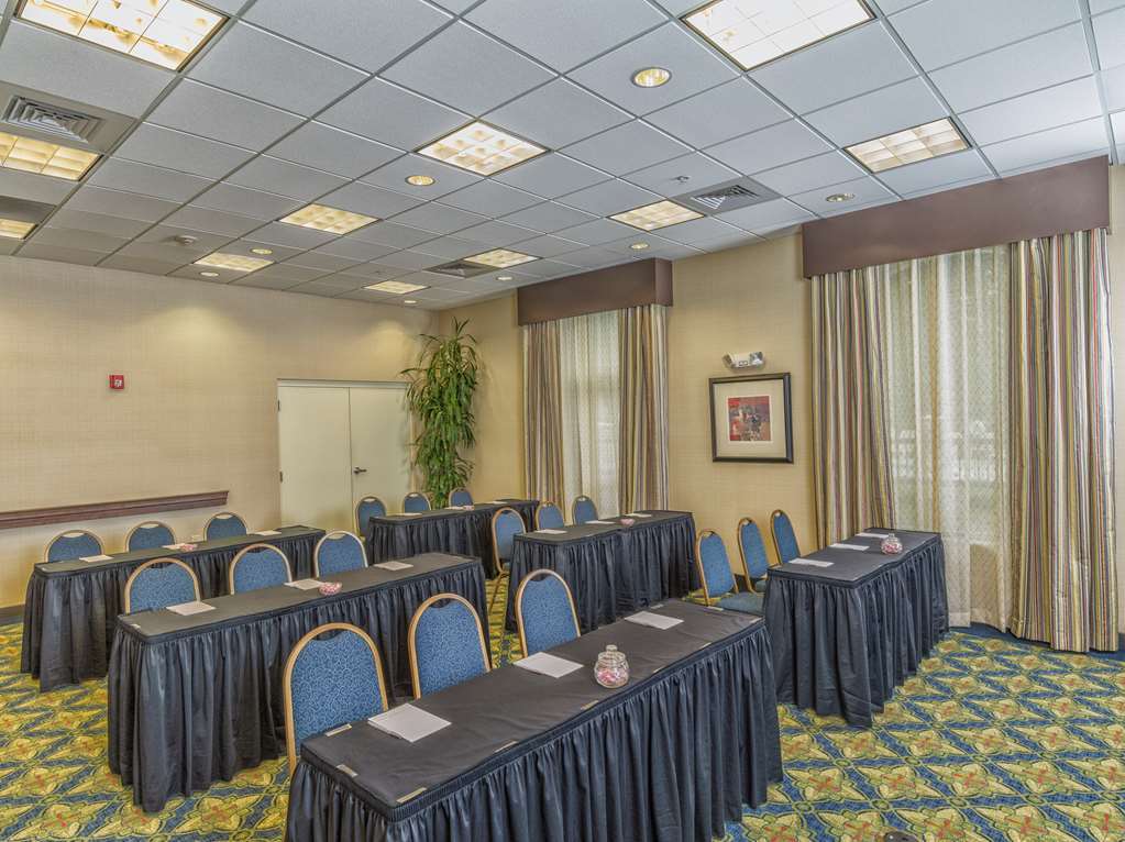 Hampton Inn Belmont at Montcross Fasiliteter bilde
